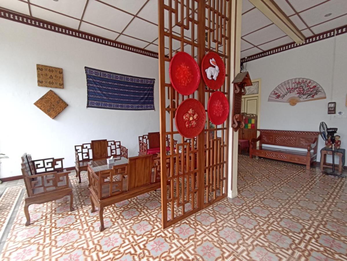 Mruyung Guest House Kota Lama Banyumas Mitra Reddoorz Екстериор снимка